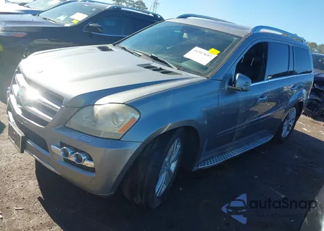 2011 Mercedes-Benz Gl 450 4Matic z USA, uszkodzony, nr VIN 4JGBF7BE7BA643897